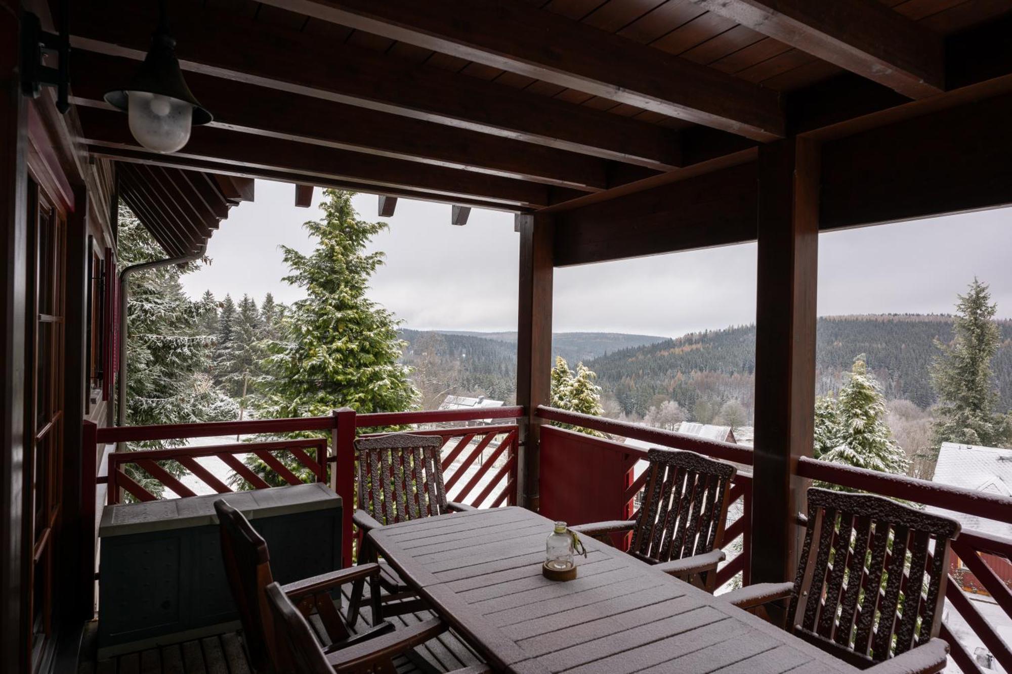 Altenberg Ferienanlage Zum Silberstollen 2 Haeuser Am Berg Polderhof Und Weisseritzhuette מראה חיצוני תמונה